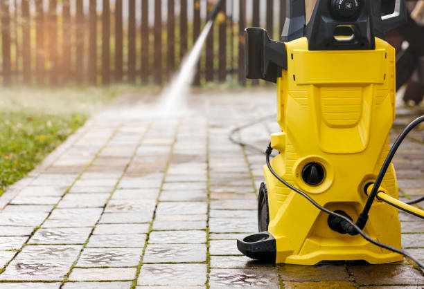 Professional Pressure Washing in Salmon Brook, CT